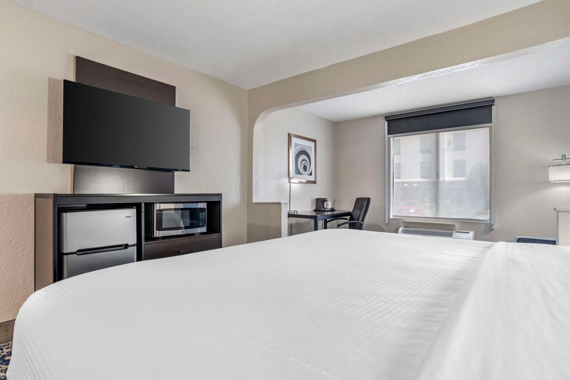 Best Western Canton Inn Екстер'єр фото